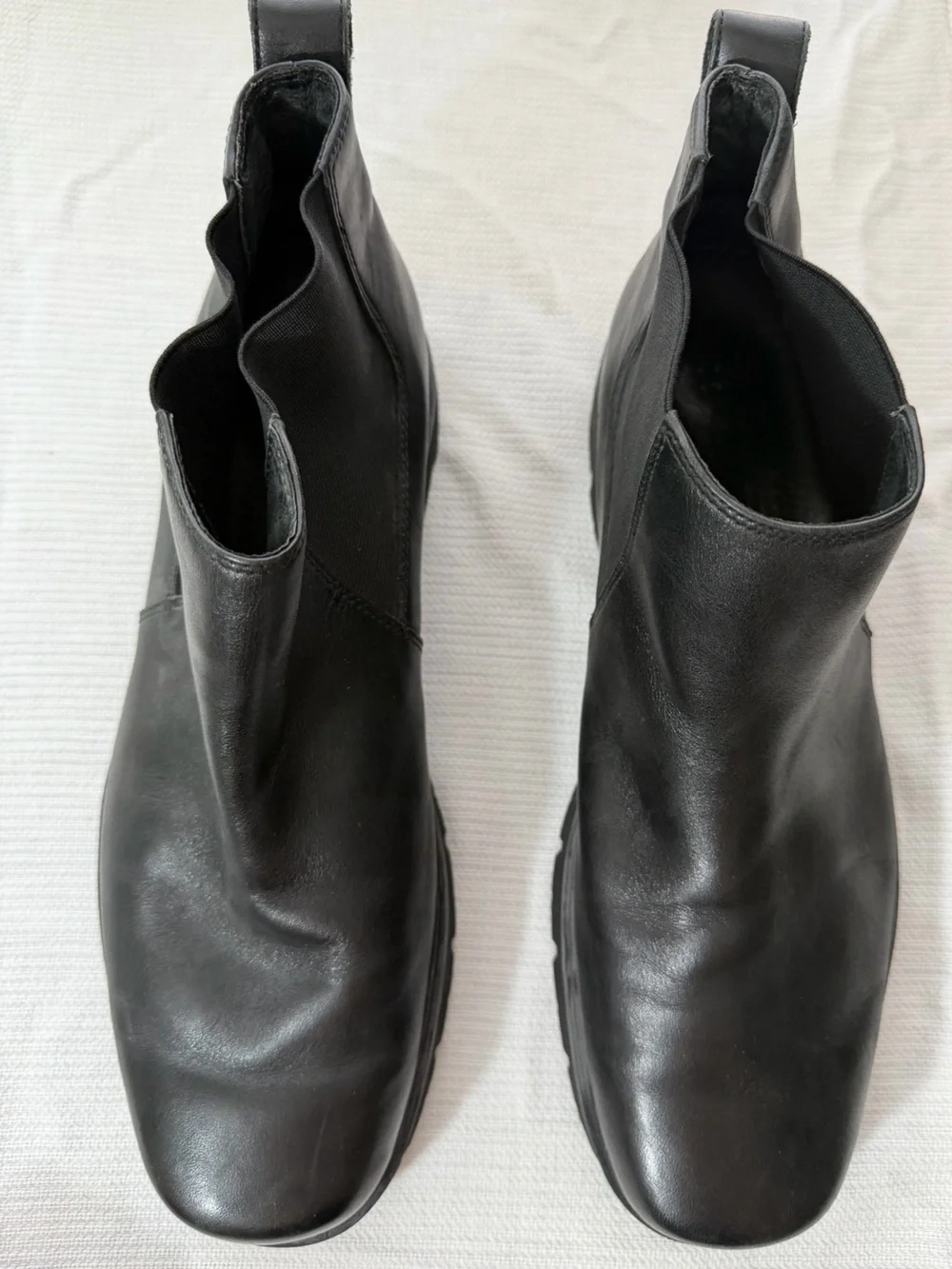Rockport Black Leather Chukka Boots